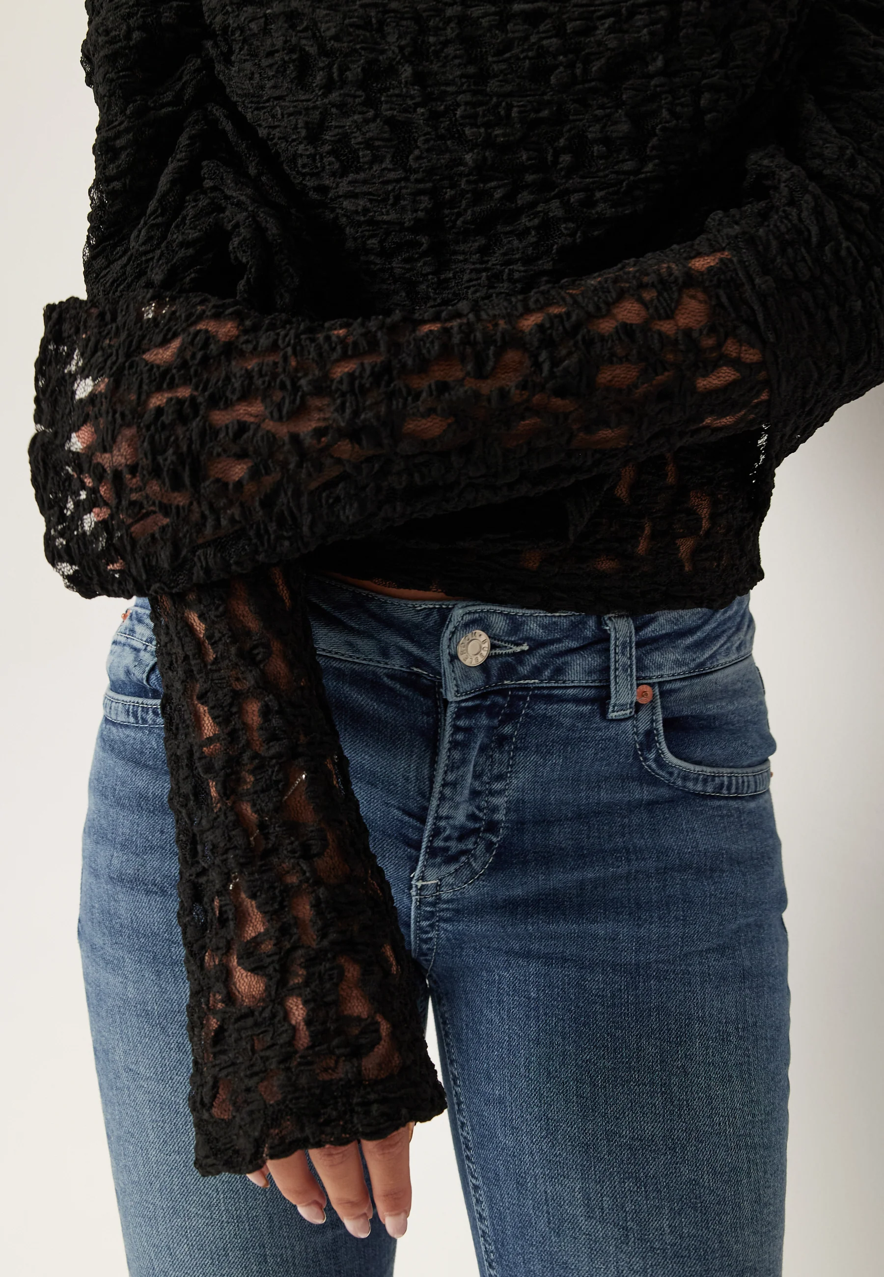 Drapy Lace Top - Image 8