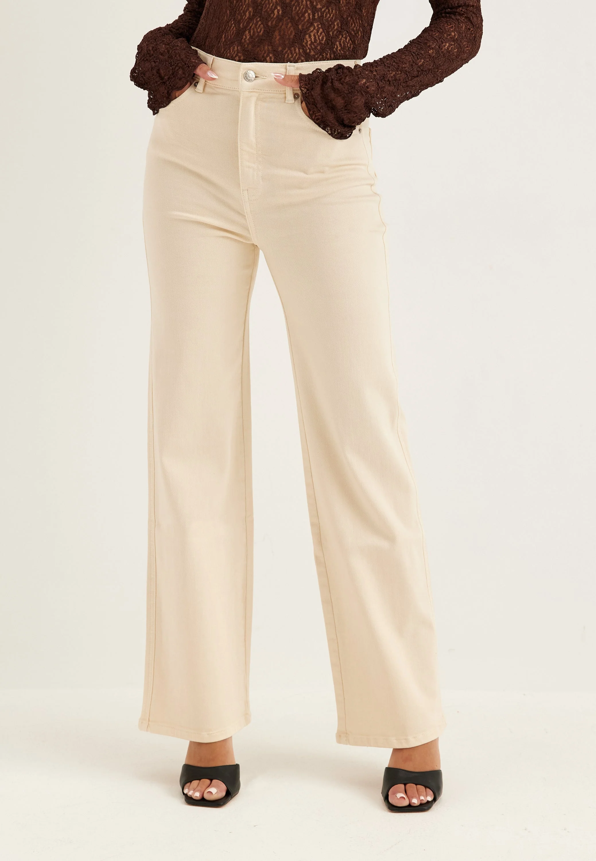 High Straight Leg Jeans