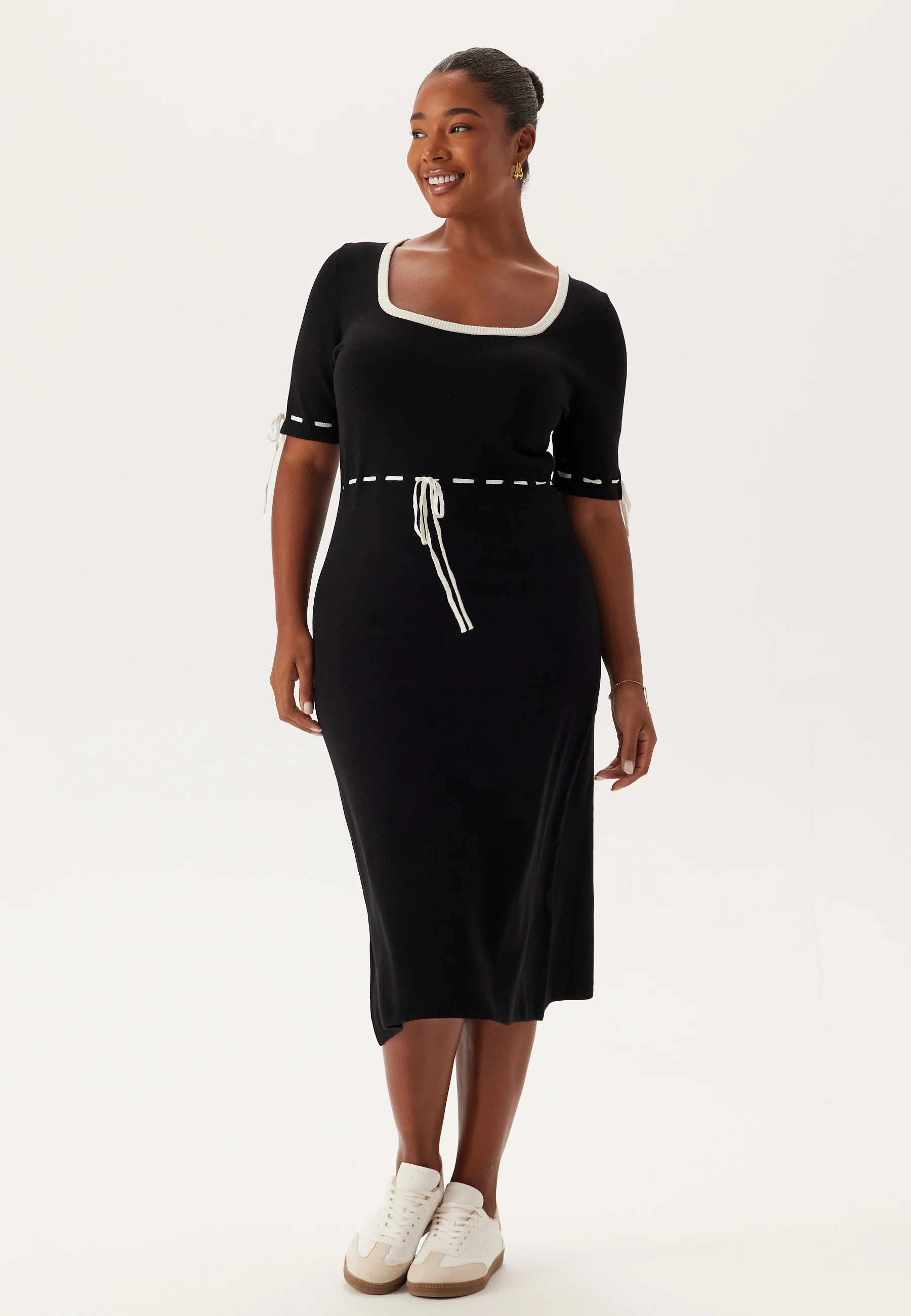 Knitted Bow Dress - Image 6