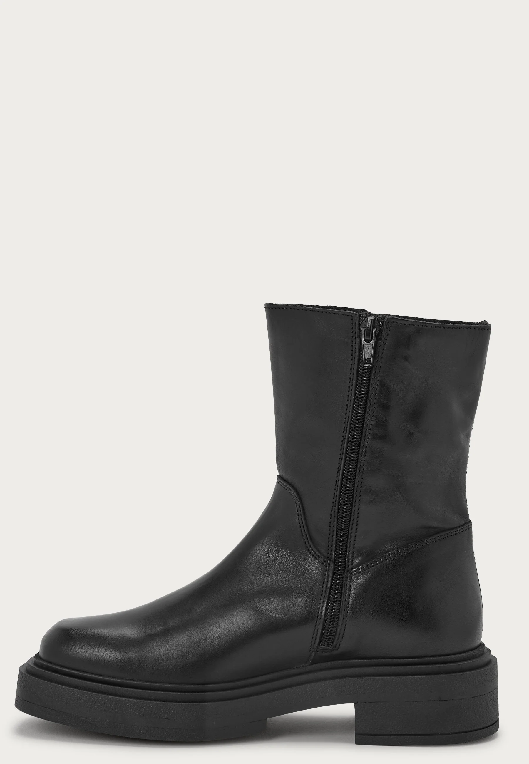 Leather Chelsea Boots - Image 3