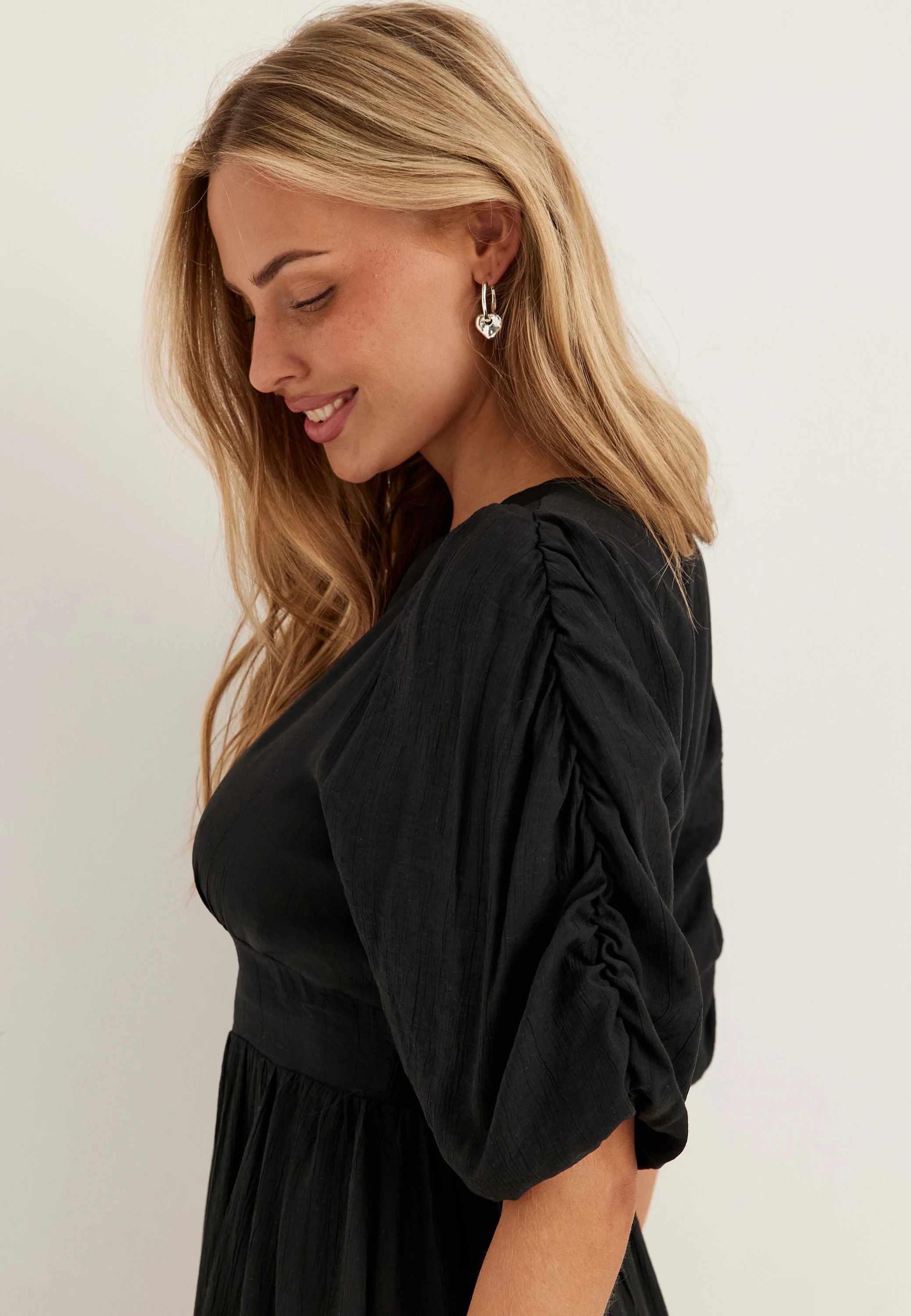 Short Sleeve Dress - Image 4
