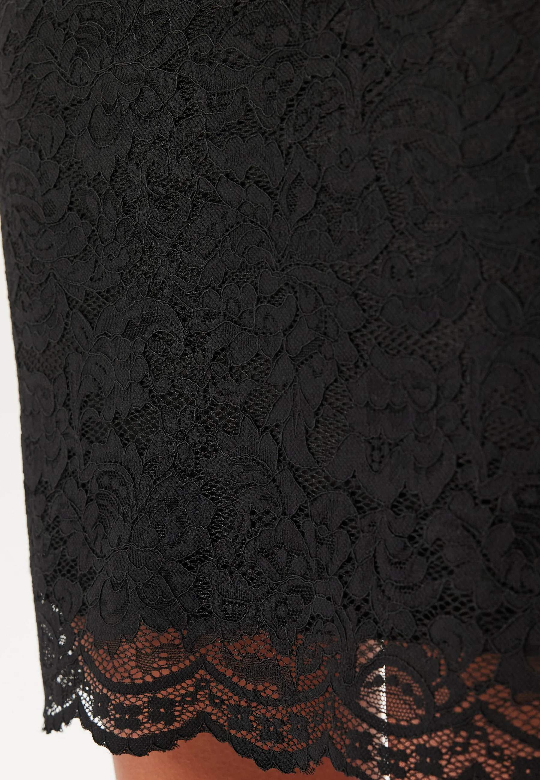 V-neck short lace Dress - Image 4